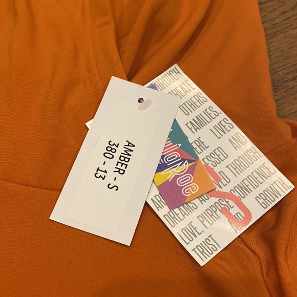 NWT LuLaRoe Amber size S - Picture 3 of 7